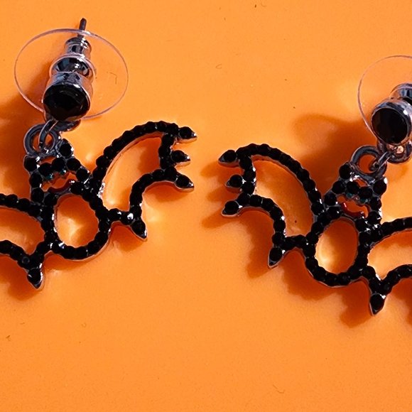 Halloween Flying Black Bat Earring / Black Bat Earring / Rhinestone Crystal - Picture 6 of 9
